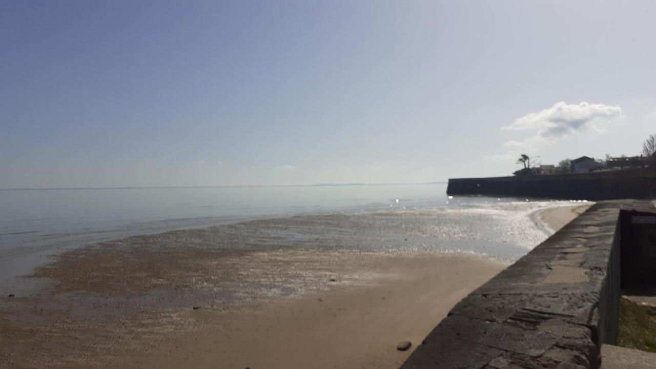 Appart' Islande Le Chateau d'Oleron Bagian luar foto