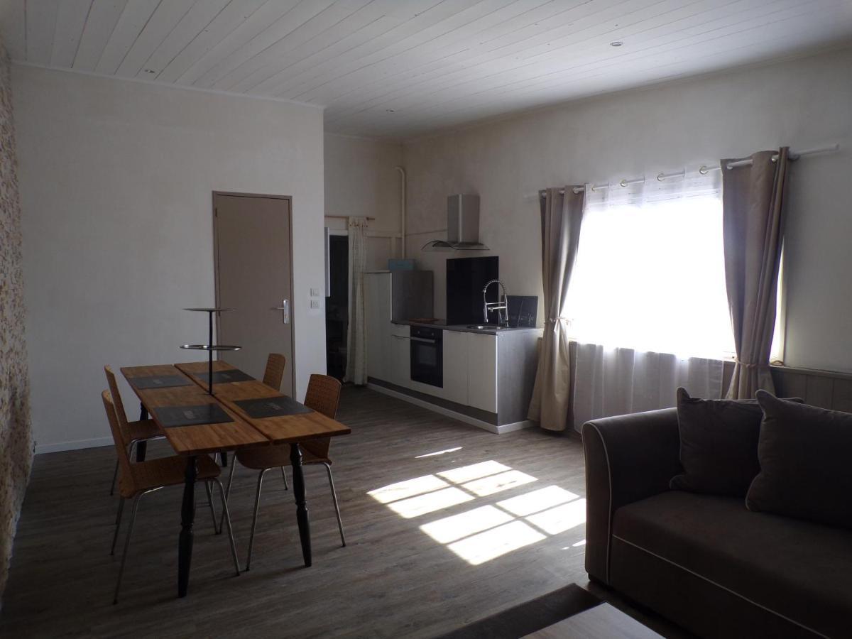 Appart' Islande Le Chateau d'Oleron Bagian luar foto